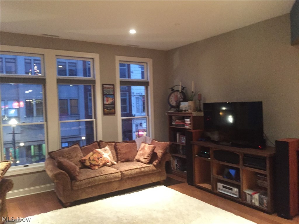 Village Lofts/Merchants Blk - Residential Lease