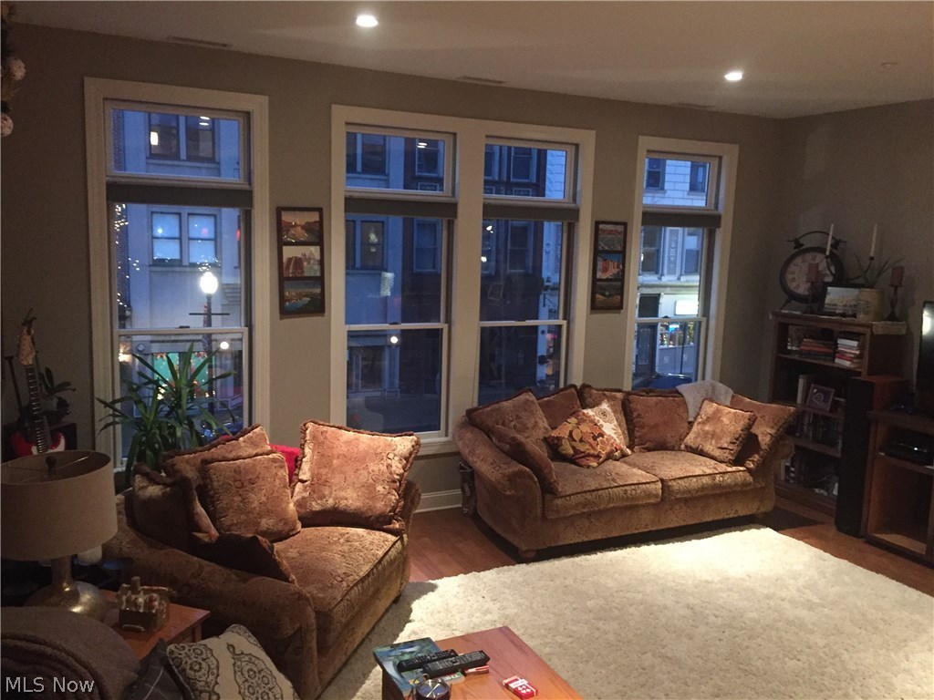 Village Lofts/Merchants Blk - Residential Lease