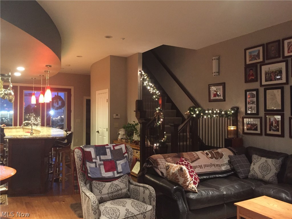 Village Lofts/Merchants Blk - Residential Lease