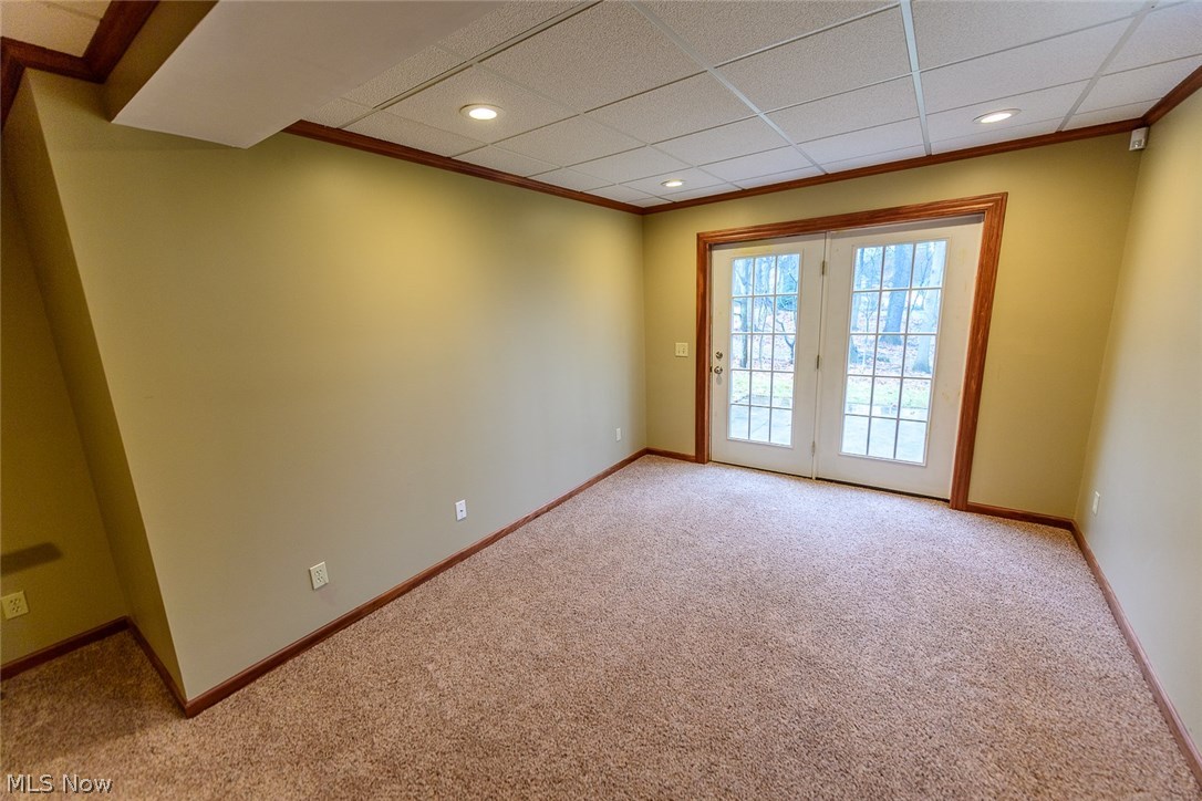 Pine Knoll - Residential