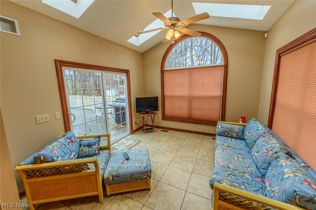 Pine Knoll - Residential