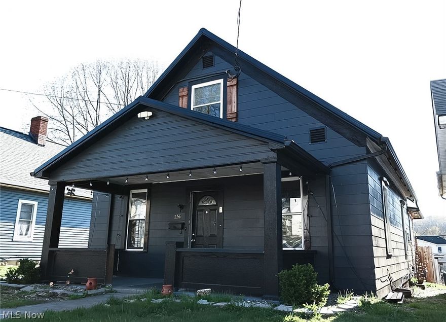 Nice 3 bedroom home in Roseville. Two car detached garage and privacy fenced back yard. Outside and inside entrances to basement. Large laundry room on first floor. Full bath on first floor and additional full bath in basement. metal roof 2 years old.