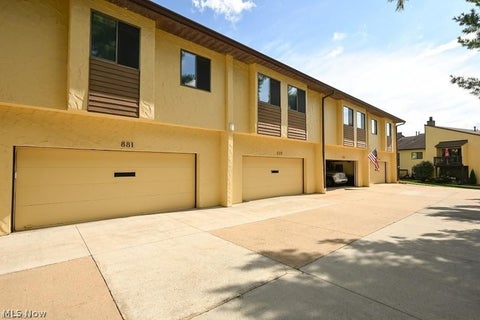 Tiny photo for 879 Hampton Ridge Drive, Akron, OH 44313 (MLS # 5252902)