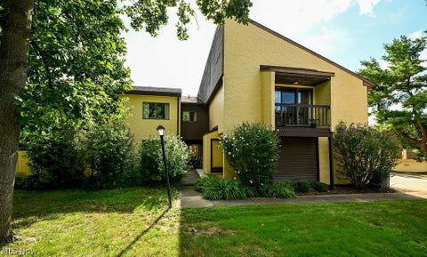 Tiny photo for 879 Hampton Ridge Drive, Akron, OH 44313 (MLS # 5252902)