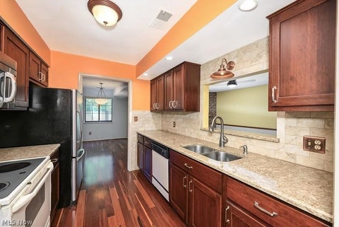 Tiny photo for 879 Hampton Ridge Drive, Akron, OH 44313 (MLS # 5252902)
