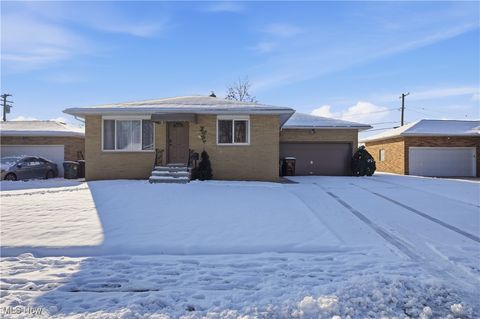 3255 Woodlawn Drive Parma OH 44134