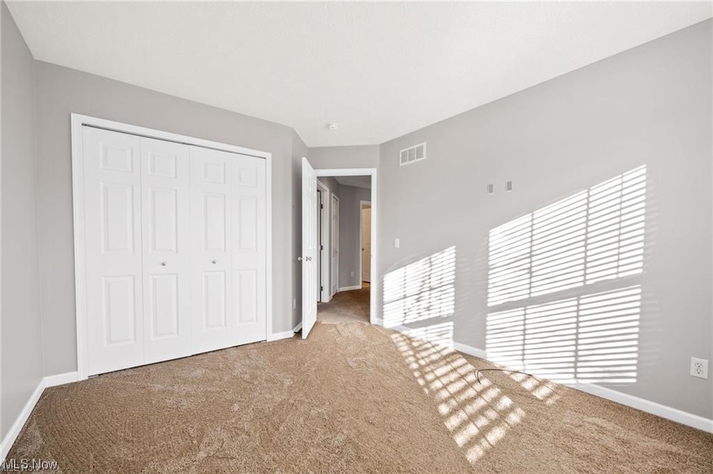 Rolling Brooke Sub Ph IV - Residential Lease