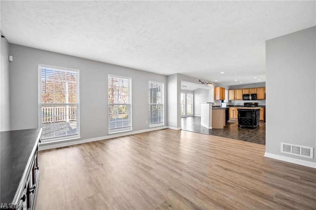 Rolling Brooke Sub Ph IV - Residential Lease