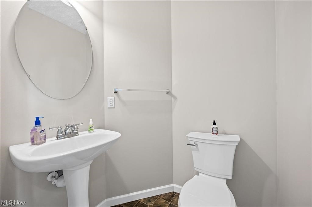 Rolling Brooke Sub Ph IV - Residential Lease