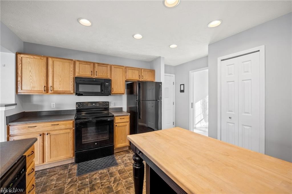 Rolling Brooke Sub Ph IV - Residential Lease