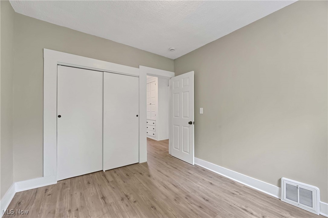 1372 W 112th Street, Cleveland, Ohio image 33