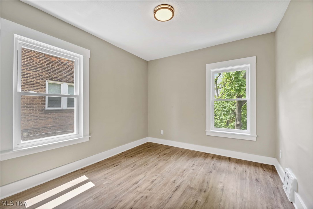 1372 W 112th Street, Cleveland, Ohio image 30