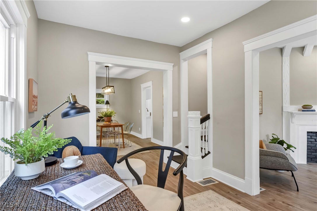 1372 W 112th Street, Cleveland, Ohio image 2