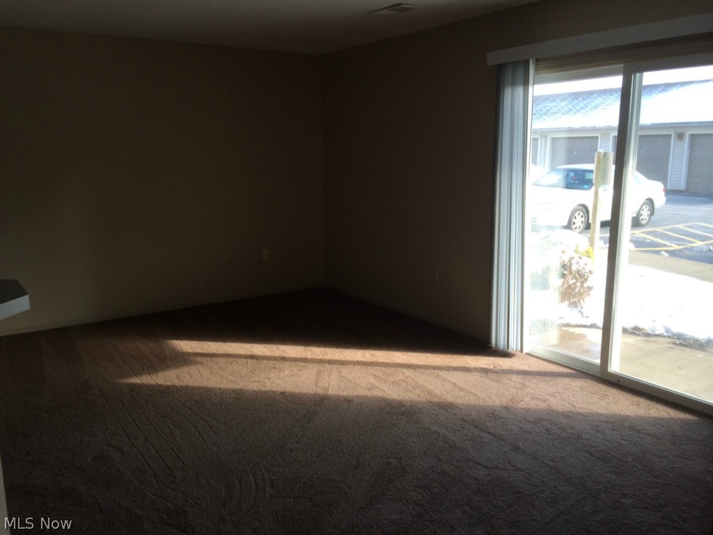 Brookledge Commons Condo - Residential Lease