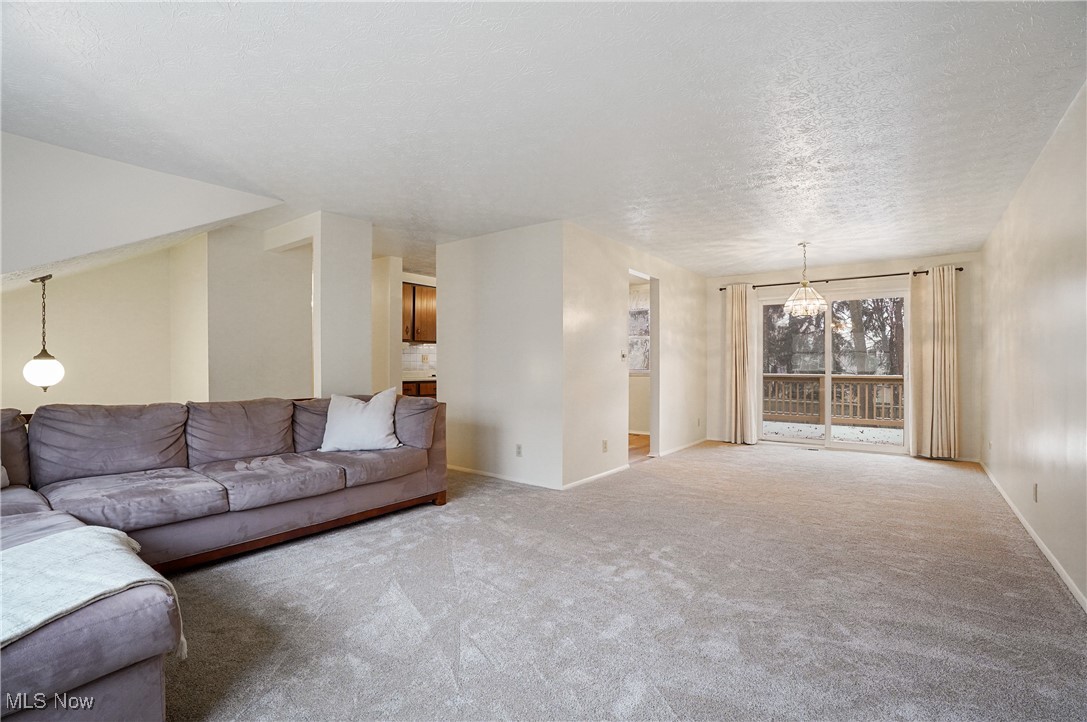 Oakhurst Manor - Residential