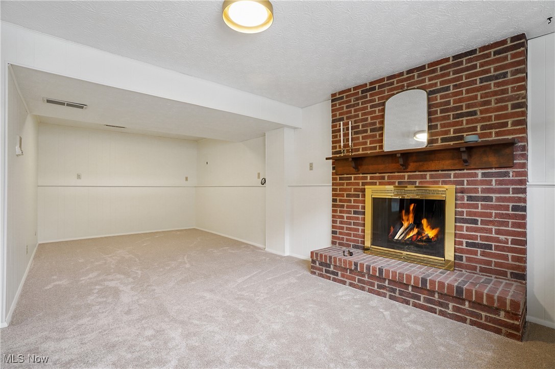 Oakhurst Manor - Residential