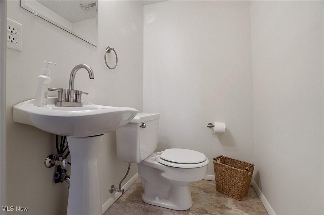 Oakhurst Manor - Residential