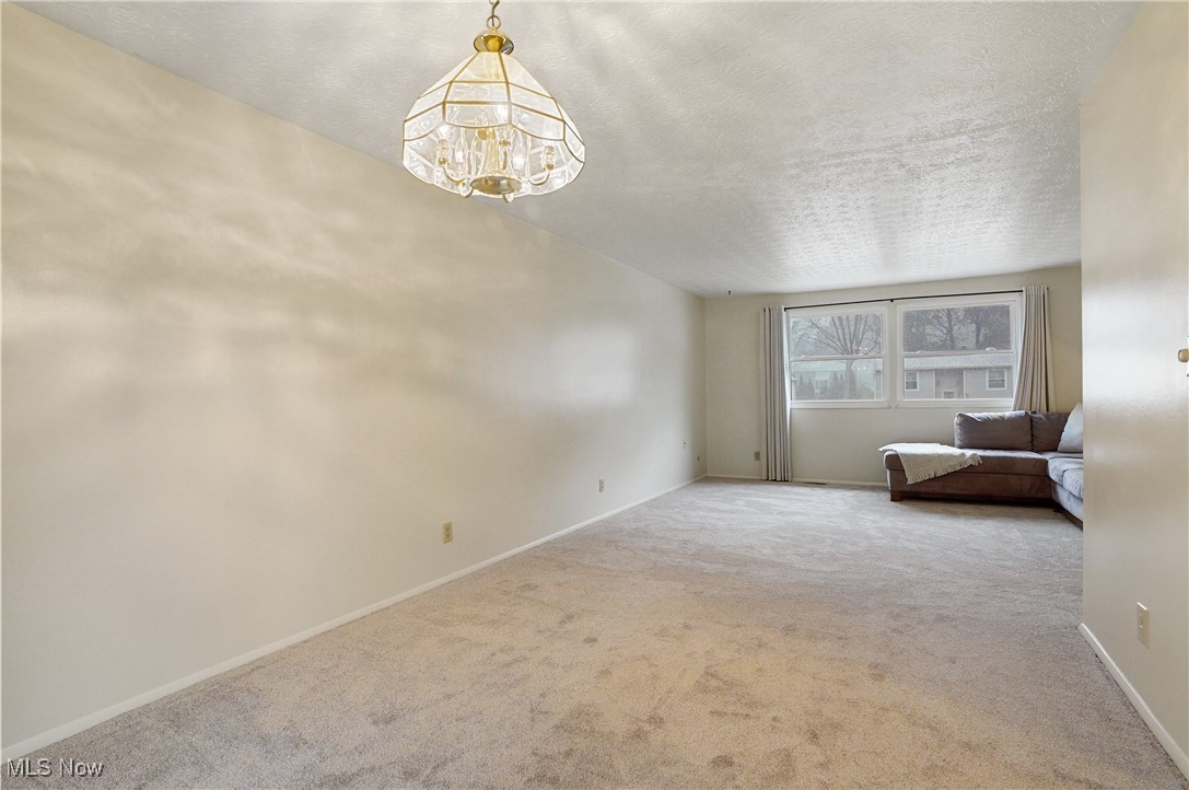 Oakhurst Manor - Residential