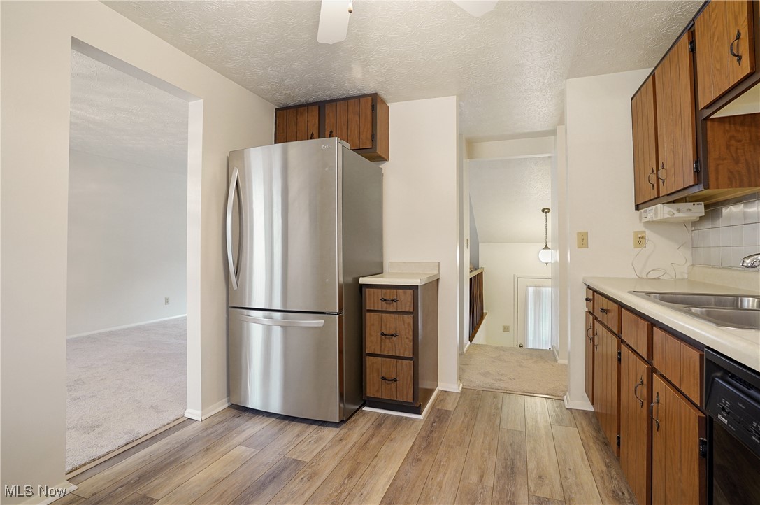 Oakhurst Manor - Residential