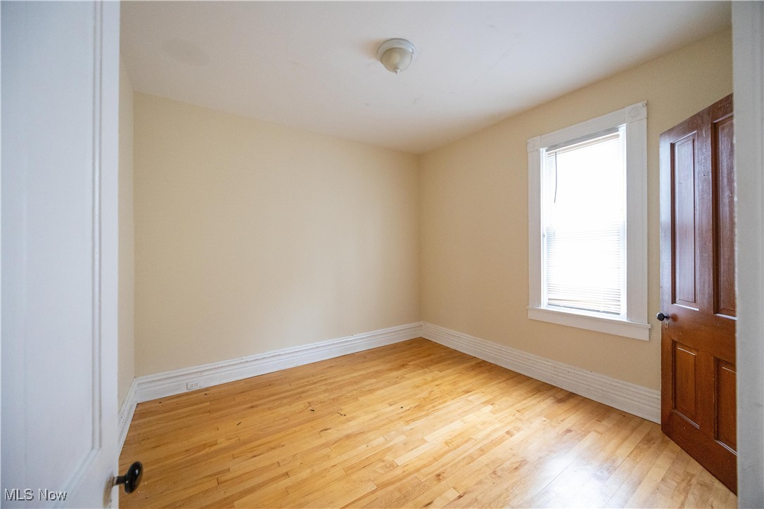 Linwood Ave - Residential