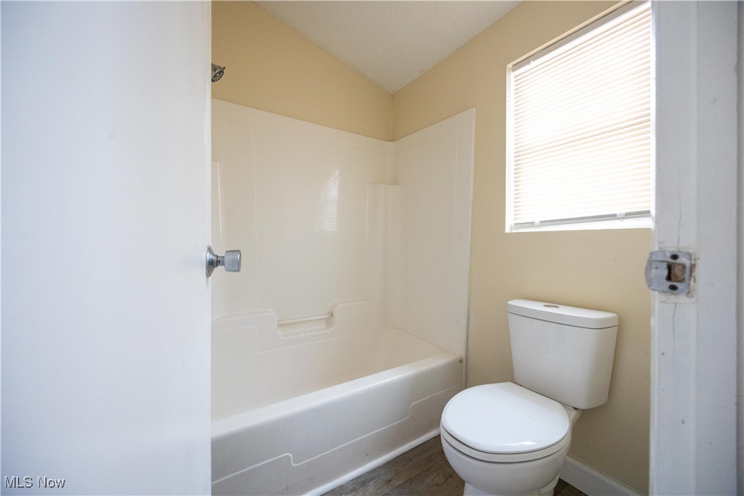 Linwood Ave - Residential