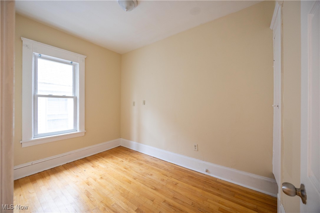 Linwood Ave - Residential