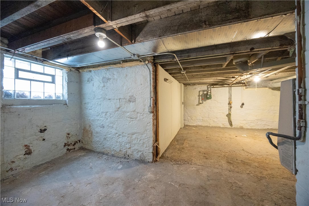 Linwood Ave - Residential