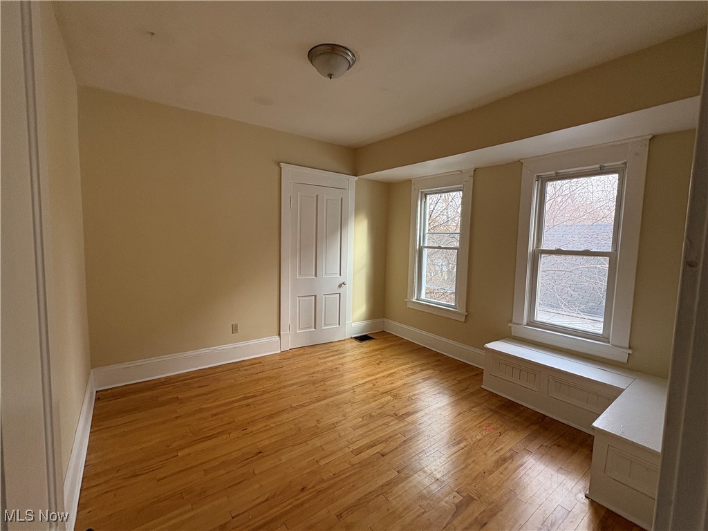 Linwood Ave - Residential