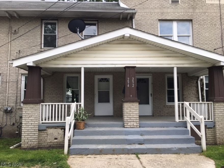 Spacious freshly painted two bedroom duplex in the heart of Akron. Location near The University of Akron, downtown Akron, and the expressway entrance. Private entrance into the apartment home, personal covered front porch, private back entrance, and plenty off street parking. Comfortable sized living room, dining room off kitchen, washer and dryer hook up in unfinished basement, larger bedroom has two closets.