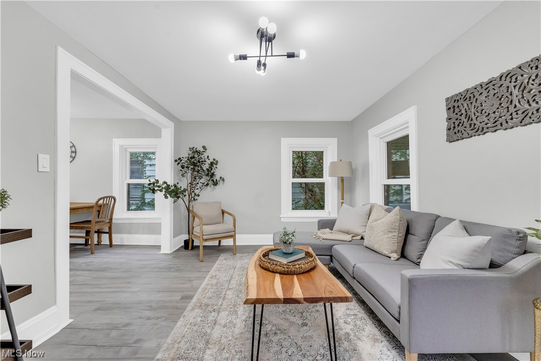 Mix King & Gibbs - Residential Lease