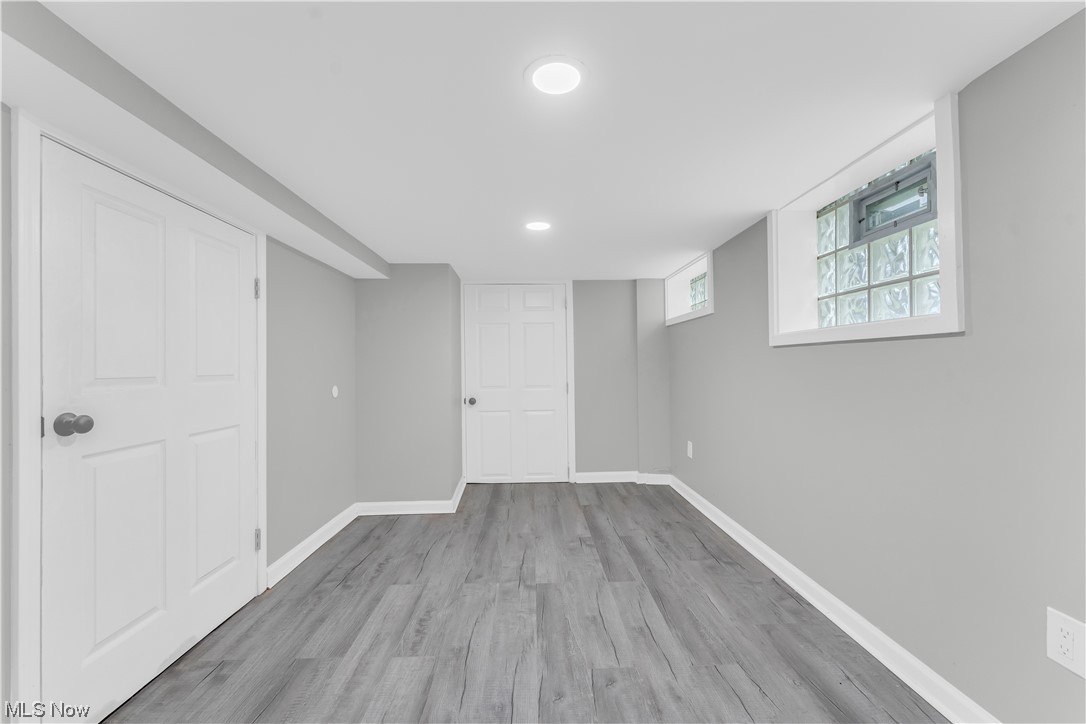 Mix King & Gibbs - Residential Lease