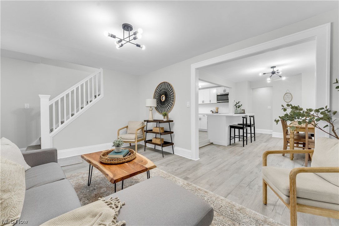 Mix King & Gibbs - Residential Lease