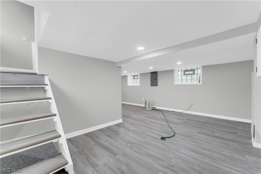 Mix King & Gibbs - Residential Lease