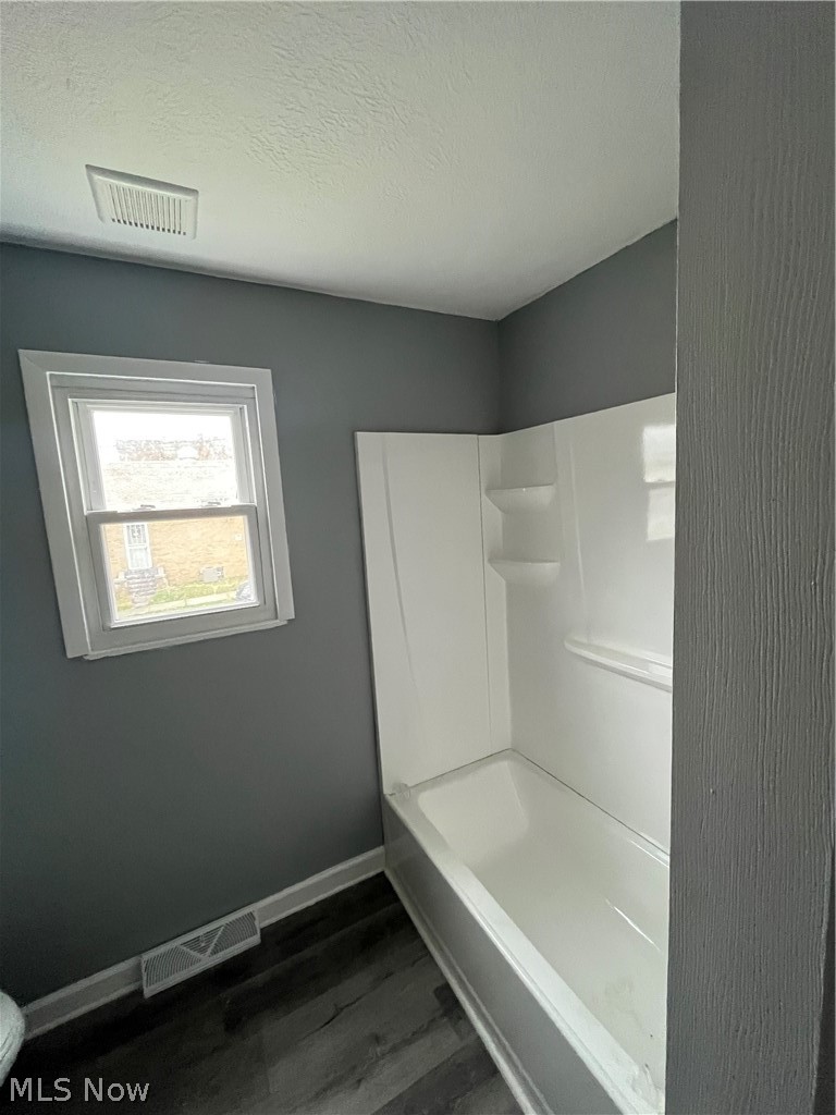 Herbrich 03 - Residential Income