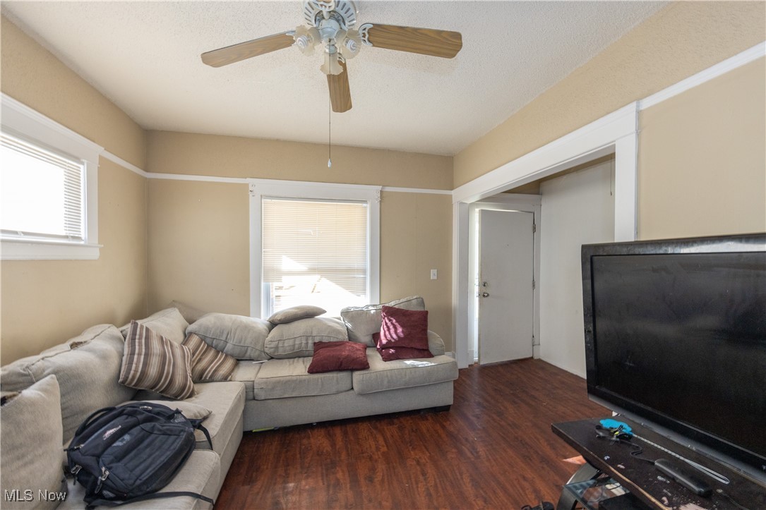 Cleveland, Ohio 44102, United States, 6 Bedrooms Bedrooms, ,2 BathroomsBathrooms,Residential,Active,122279