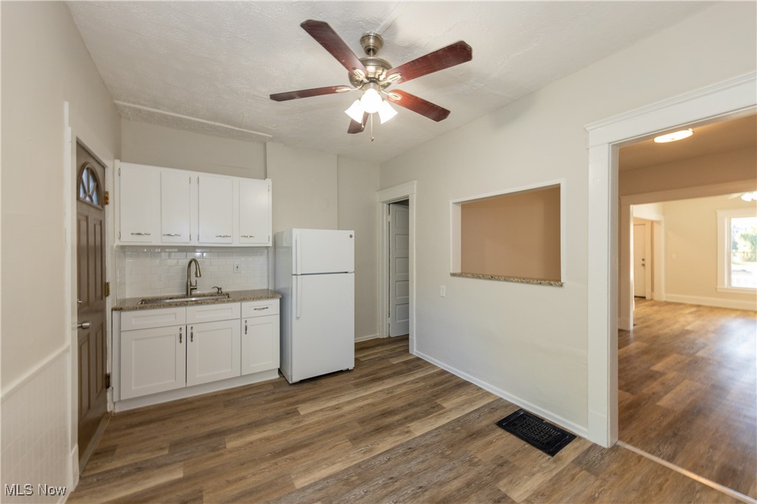 Cleveland, Ohio 44102, United States, 6 Bedrooms Bedrooms, ,2 BathroomsBathrooms,Residential,Active,122279