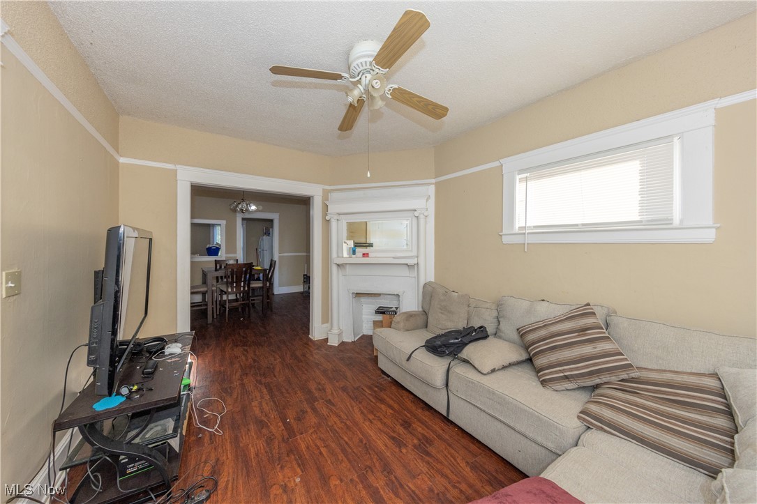 Cleveland, Ohio 44102, United States, 6 Bedrooms Bedrooms, ,2 BathroomsBathrooms,Residential,Active,122279