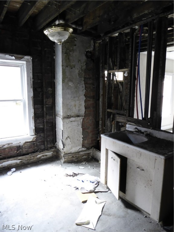 North Collinwood - Waterloo Arts District - Commercial Sale