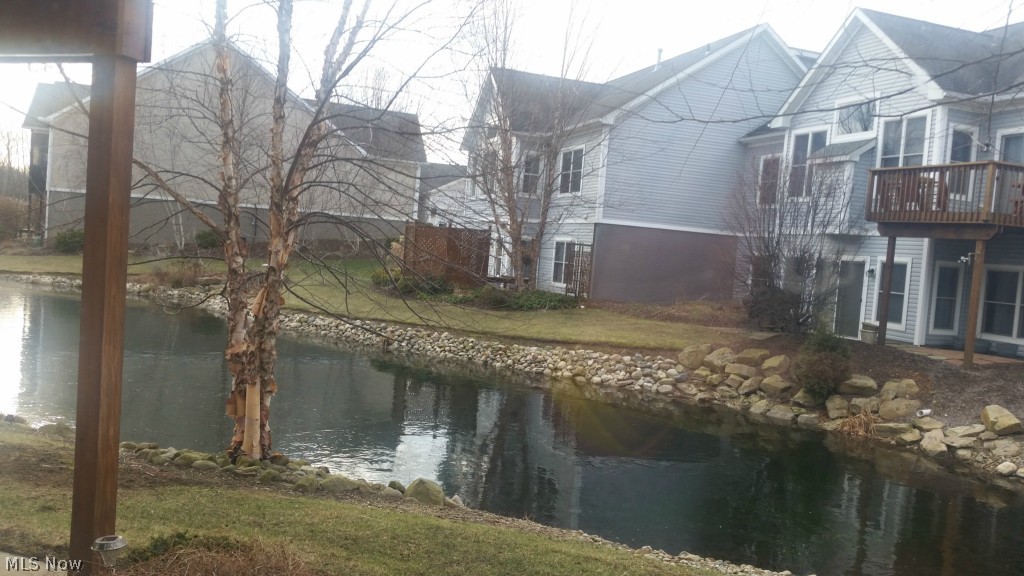 The Lakes of Franklin Mills - Residential