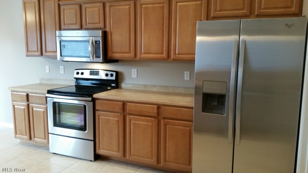 The Lakes of Franklin Mills - Residential