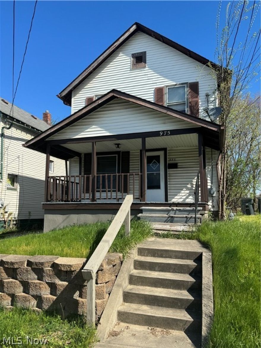 Looking to build your investment portfolio? Look no further, this 3 bedroom colonial is currently rented at $750/mo. (with room to be improved) and tenants paying all utilities. Updates include vinyl siding and windows, new furnace, new electric panel, and a waterproofed basement! Don't wait, this one won't last! Seller has the following properties for sale and would consider individual offers but would prefer to sell them as a package: 1008 Kelly Ave, 1244 Florida Ave, 970 Hunt, 985 Hammel st, 968 Cole Ave, 975 W Wilbeth rd.