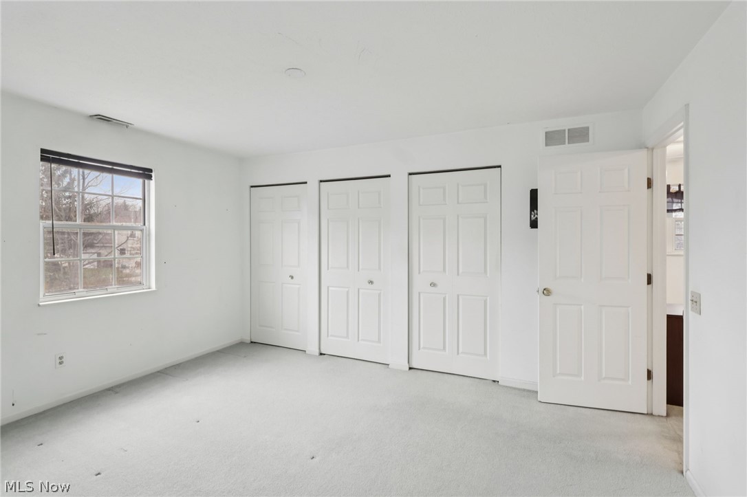 Settlers Village Condo - Residential