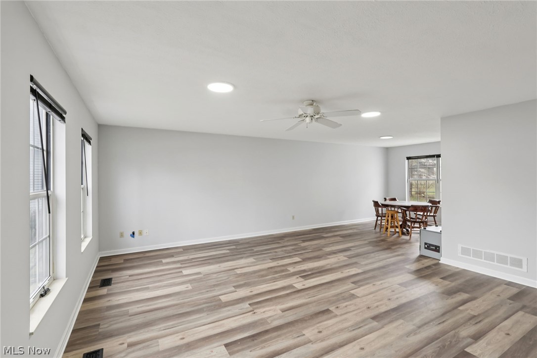 Settlers Village Condo - Residential