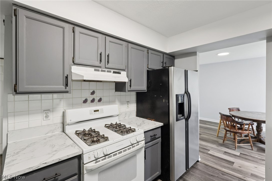 Settlers Village Condo - Residential