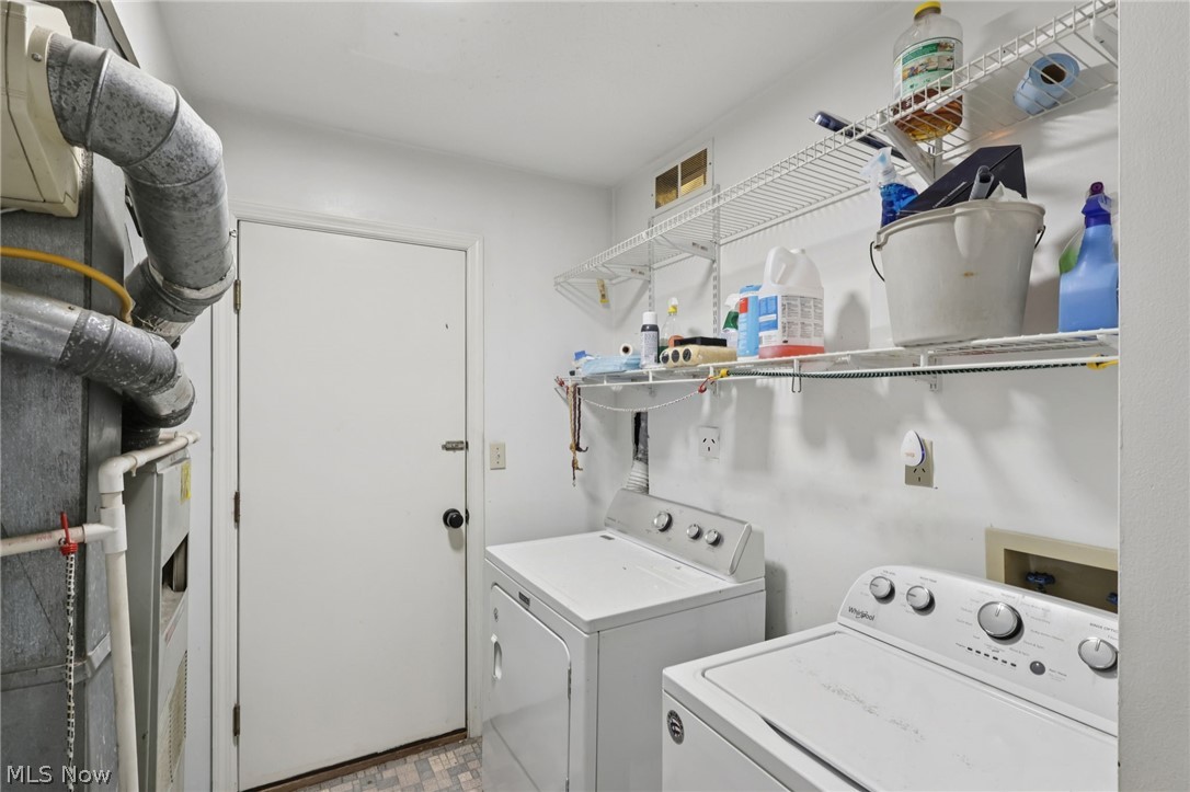 Settlers Village Condo - Residential