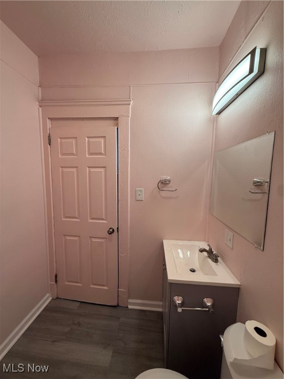 J G M Hoyts - Residential Lease