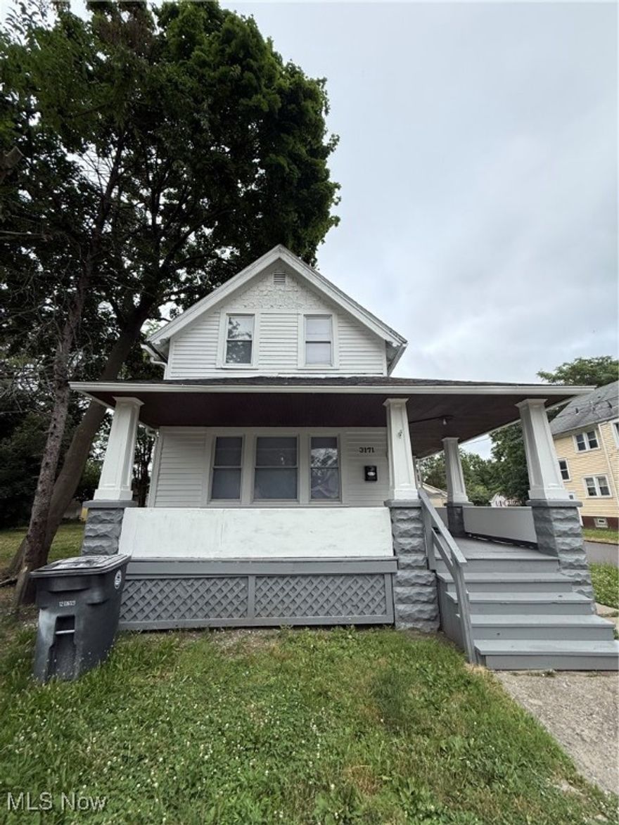 Single family 5 bedroom 1.5 baths located in Cleveland's Clark Fulton area. Fresh paint, brand new floors, stainless steel appliances. All bedrooms are generous size.3 bedrooms on the first floor and 2 bonus bedrooms on the second floor.Perfect for those seeking comfort and convenience, this unit is Section 8 friendly, offering accessibility and affordability. With its modern updates and cozy ambiance, it's the ideal place to call home.Rental requirements:Credit score of 600+. 500 - 600 is considered conditional.Less than 3 items in collections, excluding student loan and medical. Monthly income of 2.5 times the amount of the monthly rent.Thorough Eviction Check. $50 Non Refundable App Fee for all Adults who will be occupying the property.Applications can only be completed online.Typical Security Deposit equivalent to one months rent, pending results of background checks. Tenants must have the electric and gas transferred into their name and obtain renters insurance prior to receiving keys to the property.