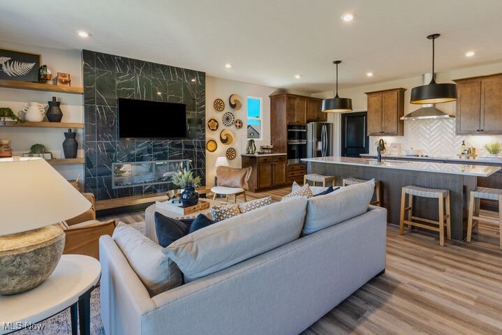 Spring Hill Villas - Residential