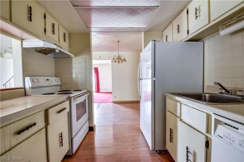 Tiny photo for 7982 Colonial Drive #C, Mentor, OH 44060 (MLS # 5209450)