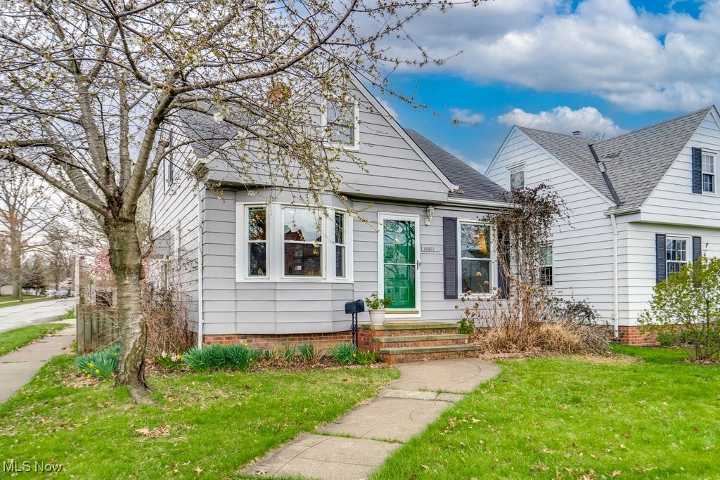 14401 Roxboro Avenue, Cleveland, Ohio image 2